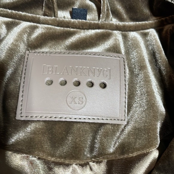 BLANKNYC-Mocha Cropped Velour Jacket Accent Zippers & Versatile Snaps-XS-#0060 - Picture 9 of 11